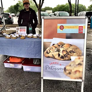Even in the rain, it's worth the trip. This was the Saturday Lakeline Farmer's Market.