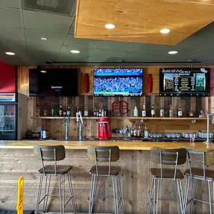 Beer and burger hits the spot, only with DD please