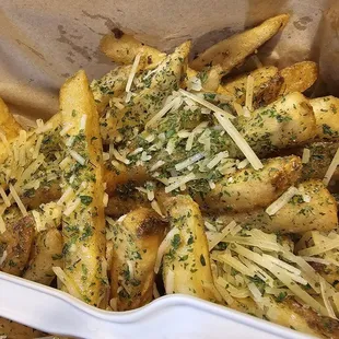 Garlic butter fries