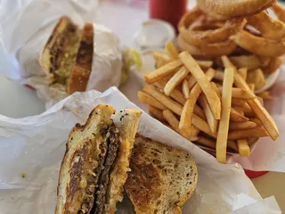 Troy's Drive In