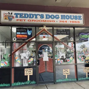 Teddy's Dog House
