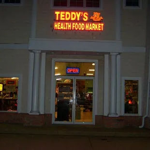 Teddy's Health Food Market...A Place with a great Vibe!  Where you will find Treasures to lift your Body, Spirit and Mind... Check us out