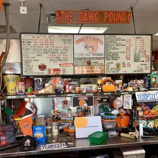 sushi and sashimi, interior