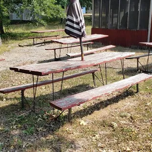 Yah don&apos;t sit here