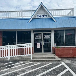 Famous Ted's in Largo Fl