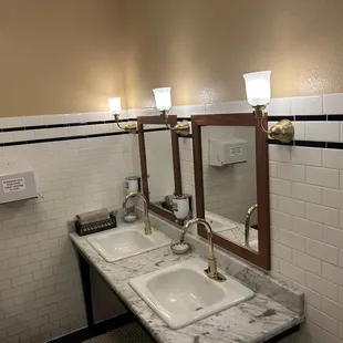 two sinks in a public restroom