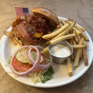 Bacon Bison Burger $19 (Rating: 6.5/10)