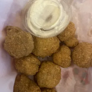 Fried mushrooms appetizer ($9) seemed fresh not frozen, very good