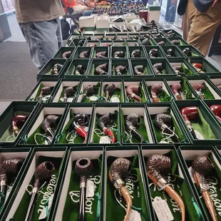 2023 Peterson and Savinelli Trunk Show
