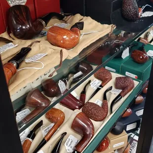 Briar Pipes for Every Budget, including a large array of top quality Estate Pipes