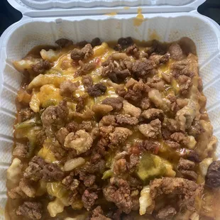 Chili Cheese Fries w/ Chicharrones