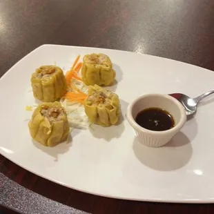 Steamed dumplings