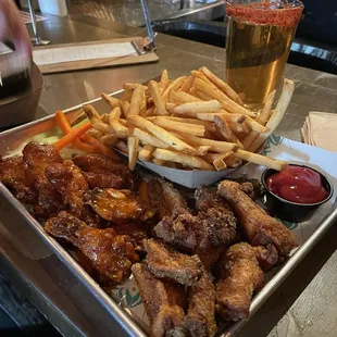 chicken wings, chicken, fried chicken wings, poultry, bbq chicken, fried chicken, food, chicken wings and fried chicken, bbq wings