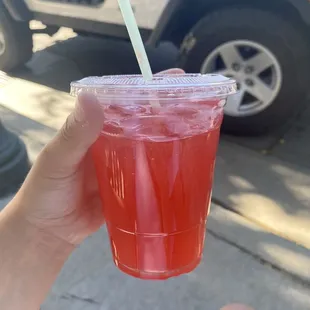 Strawberry lemonade