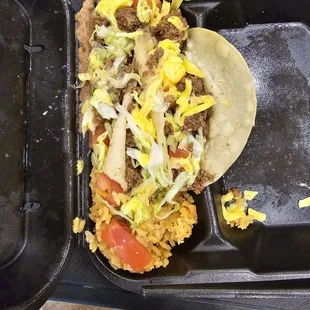 Soft ground beef tacos w/beans &amp; rice