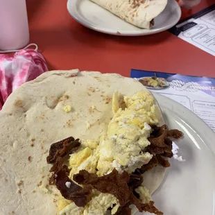 Bacon and egg taco