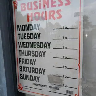 It don&apos;t say they are closed sundays!!!!