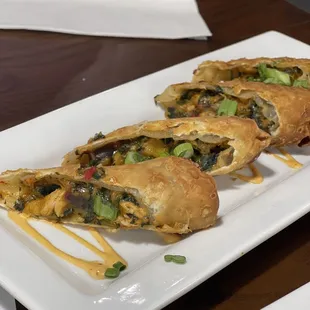 Take close to chills egg rolls ... they were not hot and were pre cooked