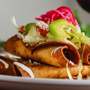 Flautas de pollo