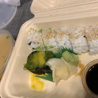 Tobiko Nigiri