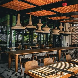 Indoor - Outdoor Seating space | watermarked: Spininfinity | Tony Tafalla