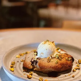 Instagram @aintgotnothingbutbodyfat