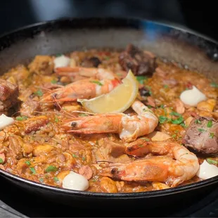 Paella Mixta