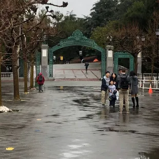 End of tour arrival at Sather Gate.