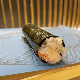 Spicy Scallop Roll - delicious!