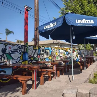 Picnic table seating