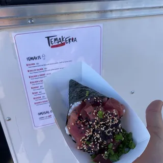 Tuna Temaki