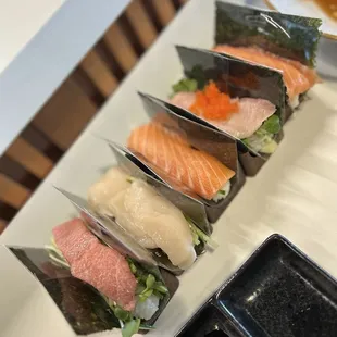 sushi and sashimi, interior