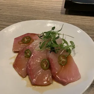 Hamachi Sashimi
