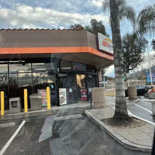 The store where the manager &amp; attendant participated in the scam.