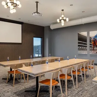 Tempo by Hilton Louisville Downtown NuLu