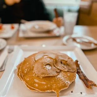 Apple stuffed pancakes