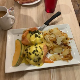 Nova Lox Benedict