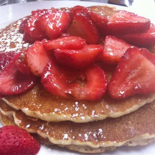 Fresh Strawberry Pancakes