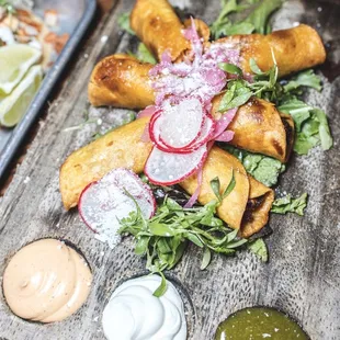 Tinga Taquitos