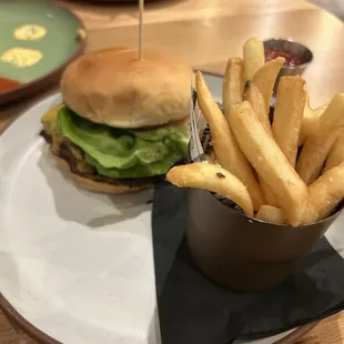 Tempo Cheeseburger and fries