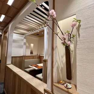 Love the flower arrangements