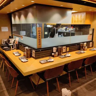 Counter seating