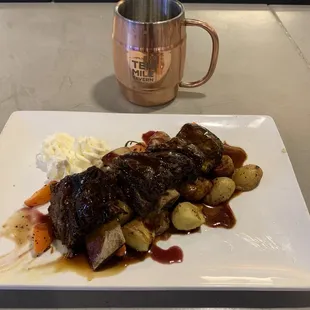 The Short ribs and a Kentucky Horses neck