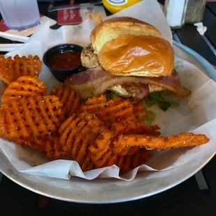 Great spot for food and family fun!  Fries are amazing!