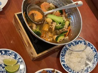 Lee's BBQ & Boba