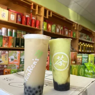 82. White Peach Pearl Green Tea and 33. Passion Fruit Lover Mango Teazer