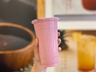 Yifang Taiwan Fruit Tea