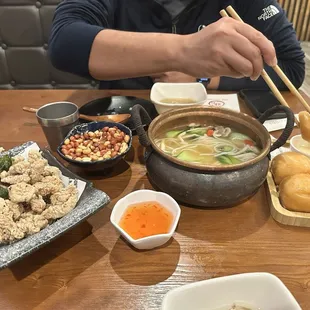 Fried chicken, chicken soup, fried peanuts, fried buns