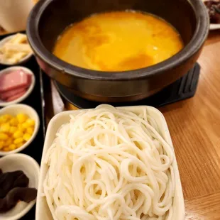Rice noodles with soup base in a stone bowl