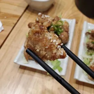 Garlic popcorn chicken IG @eatswithmarisa